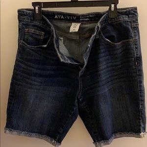 Mid thigh jean shorts